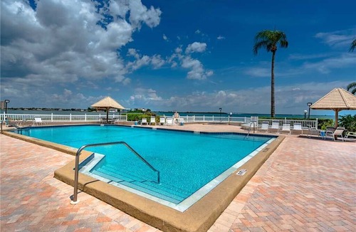 Palma del Mar Apartment | Palma Del Mar D-601, 1 Bedroom, Sleeps 4, Heated Pool, Spa, Fishing Pier