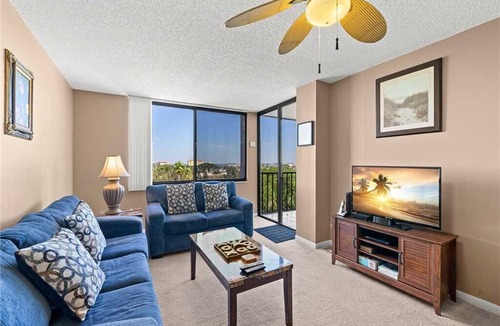 Palma del Mar Apartment | Palma Del Mar D-601, 1 Bedroom, Sleeps 4, Heated Pool, Spa, Fishing Pier