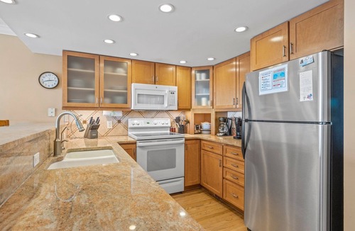 Morehead City Condo | Papa Jim's Front Porch-Oceanview Condo, Community Pool, 2 min walk to Beach