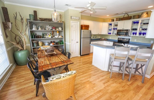 Oceanmarsh Subdivision House | Paradise on Nautical Watch *Pool Just Steps Away*