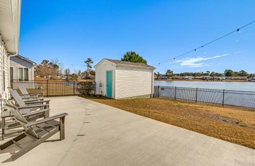 Myrtle Beach House | Patio, Yard & Lake Views: Home in Myrtle Beach!