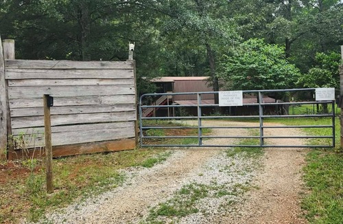 Covington House | Peaceful 1-bedroom barn with AC in charming Covington that can sleep 4 to 6.