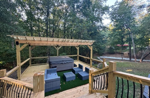 Monroe Cabin | Peaceful Cabin Retreat – Perfect for Families & Friends