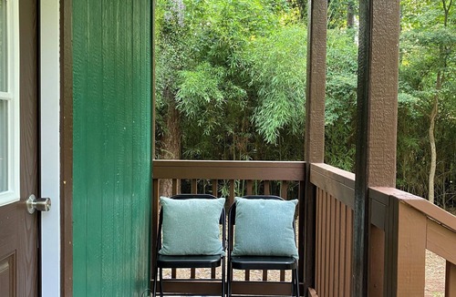 Athens Cabin | Peaceful Cabin UGA Vet Med area