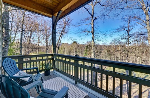 Cashiers Ski Chalet | Peaceful Chalet at Trillium Lakes & Links/Best Bedding Comfort/5 Star Reviews