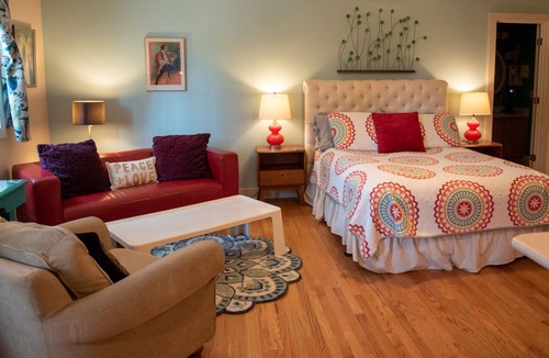 Vass Other | Peaceful Horse Farm Retreat — bring your dogs!