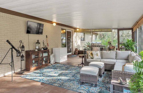 Lake Wales House | Peaceful & modern country house near the attractions and universities.
