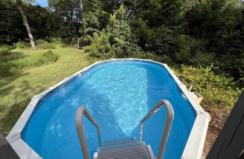 Beaufort House | Peaceful Nature Retreat Centrally Located with Pool - Family-Friendly