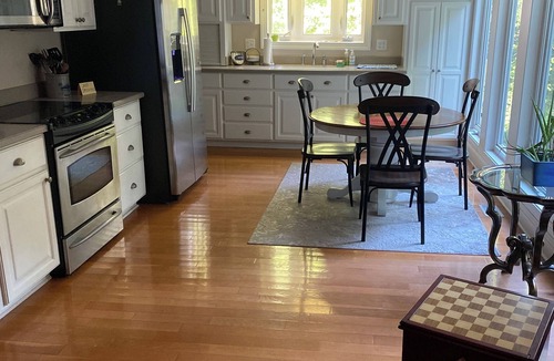 Athens Cottage | Peaceful wooded retreat north of Athens