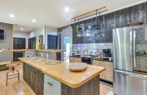 Vass Cottage | 'peacock Landing' in Vass: Game Room & Shared Pool