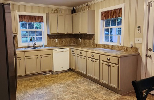 Golden Grove Cottage | Peggy's Cottage - 2BR/1BA, 18 minutes from downtown Greenville
