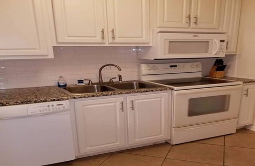 Eustis Apartment | Pendleton Park