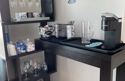 Marshall Park Condo | Penny's Beach Retreat - Beachfront Condo with awesome views from every room!