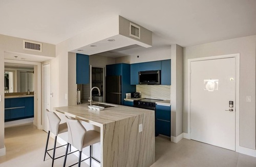 Aventura Apartment | Perfect 1-bedroom apartment with AC in charming Aventura