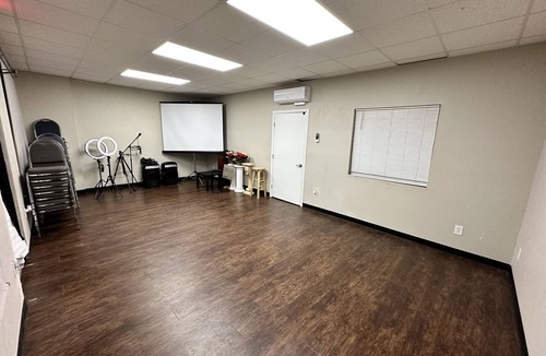 Duluth Apartment | Perfect 2-Part Office & Warehouse Event Space with a Garage, All White Walls!
