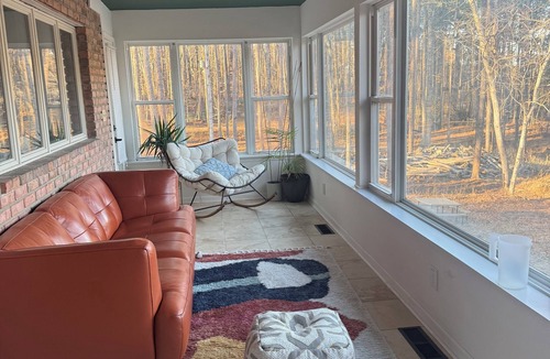 Cliftondale House | Perfect 8-bedroom house with AC in charming College Park