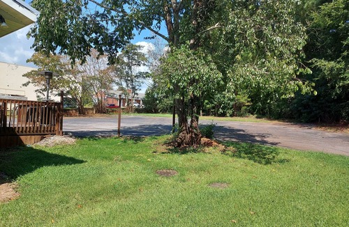 St. Andrews House | Perfect commute.lots of room and free parking!