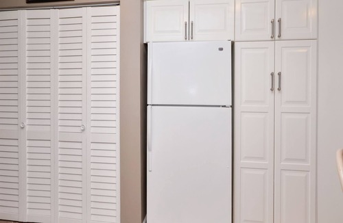 Isla del Sol Condo | Perfect family condo w. serene views, community pool