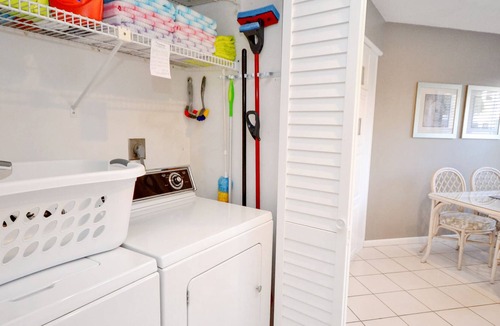 Isla del Sol Condo | Perfect family condo w. serene views, community pool