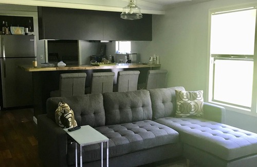 Dale House | Perfect getaway. Visit Charleston, Jones Island, Beaufort and nearby beaches.