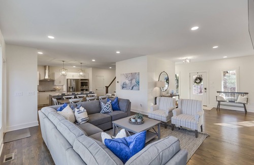 Seneca House | Perfect Lake Hartwell Getaway - Gorgeous Lake Views!