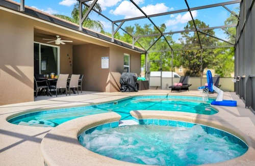 Calabria Villa | PerfectVacationHome5/4 Sleep12close to DisneyWorld, great forfamily gathering