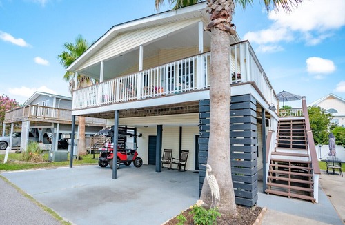 Garden City House | PET FRIENDLY - 2Bdrm/1Bath home in Oceanside Village! Close to Pool