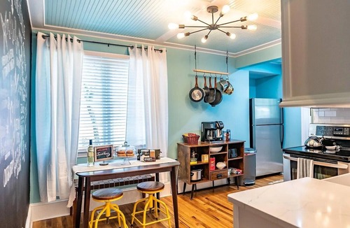 Terry Sanford House | Pet-Friendly 2BR Home w/Fenced Yard & Vaulted Screened Porch – Near Ft Bragg