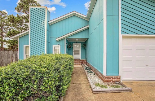 Fayetteville House | Pet-Friendly 4BR/2BA near Ft Bragg