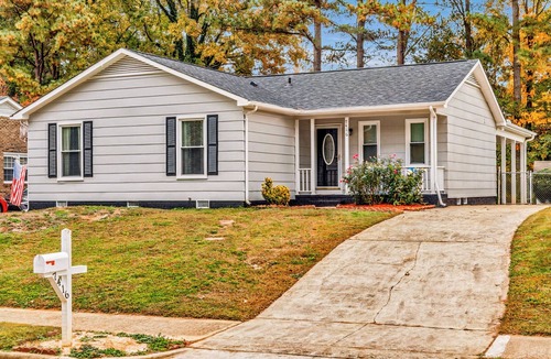 North Raleigh House | Pet-Friendly 4BR | Walk to Greenway | Fenced Yard