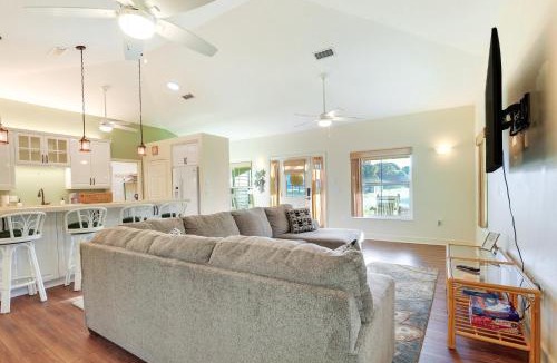 Indian River Estates House | Pet-Friendly Fort Pierce Home w/Screened Porch!