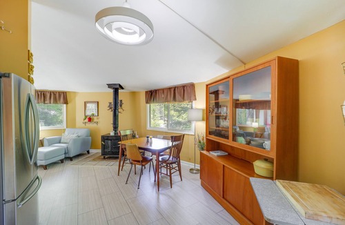 Mill Ridge Cabin | Pet-Friendly Getaway w/Porch in Banner Elk!
