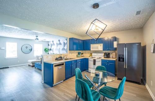 Northeast Raleigh House | Pet-Friendly Raleigh Home Near Shops & Dining