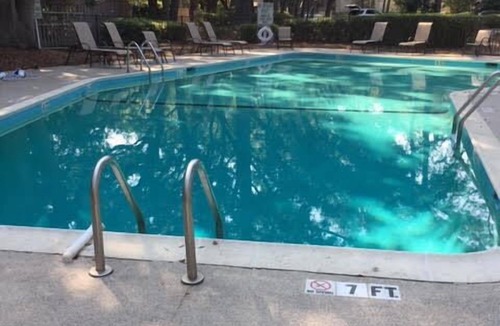 Folly Field Condo | PET FRIENDLY Stone's Throw Villa! Quick walk to beach!