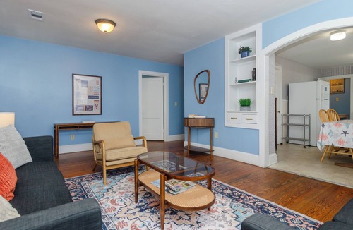 South End House | Pet Friendly Duplex Across from Crystal Pier