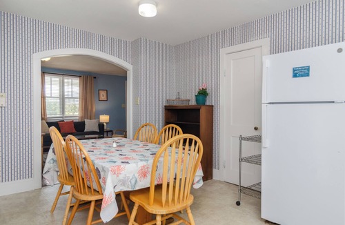 South End House | Pet Friendly Duplex Across from Crystal Pier