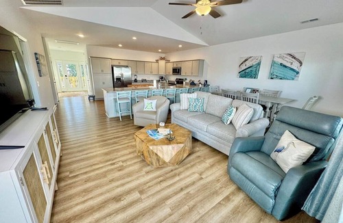 Cedar Point House | Pet-Friendly Waterfront Home – Deep Water Dock, Boat Lift & Fire Pit!