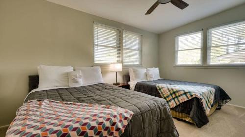 Savannah House | Pet-Friendly - Yard & Ping Pong - Boat Ramp Access