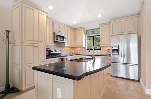 Palm Beach Gardens Cottage | PGA National Escape 2BR/2BA Palm Beach Gardens Golf, Beach, Dining Nearby