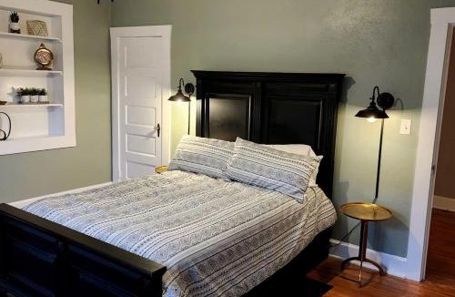 Midway House | Picturesque Cottage with Pond Views Great for Family Getaways in Georgia