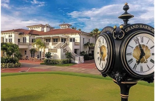 St. David's Island Condo | Pied-à-Terre in quaint Vero Beach, Fl including Private Club Membership