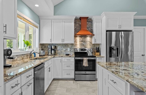Old Town House | Pine Cone Cottage - Village of Pinehurst