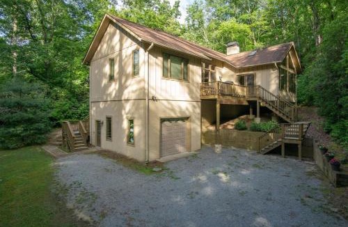 Brevard House | Pine Hill · Pine Hill in Sherwood Forest