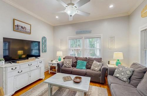 Edisto Island House | Pineapple Villa
