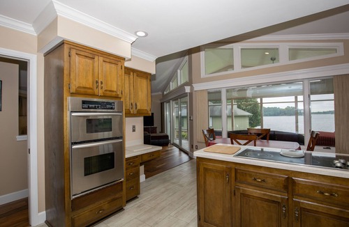 Pinehurst House | Pinehurst Lake House Retreat - Pinehurst Lake Front Property With a Pool