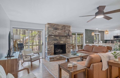 Pisgah Forest House | Pisgah Cottage in Pisgah Forest