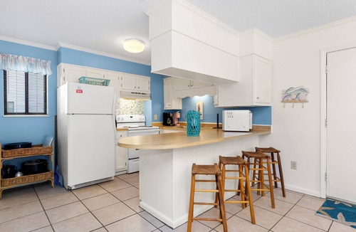Emerald Isle Condo | Point Emerald Villa C-106 | Oceanview 2BR Condo w/Pools, Tennis & Beach Access