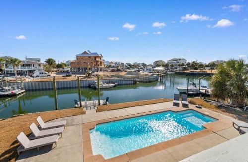 Inlet Harbour House | Pond House