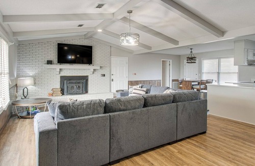 Douglas Cottage | Pond View, Fishing, Bbq, Fireplace, and More
