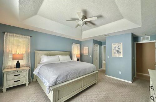 Sebastian Highlands House | Pool Retreat & Minutes to Beach